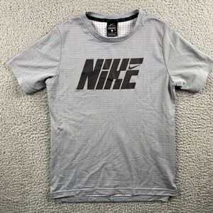 Nike Big Kids Boys Dri-Fit T-Shirt Light Gray CU9115-084 Size Large EUC